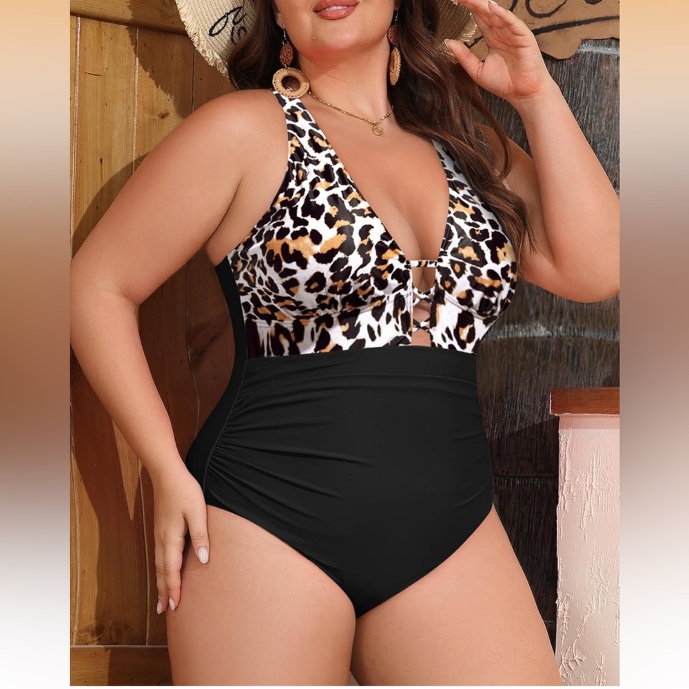 Yonique Plus Size One Piece Swimsuit Tummy Control Lace up Plunge . 
Size 18W